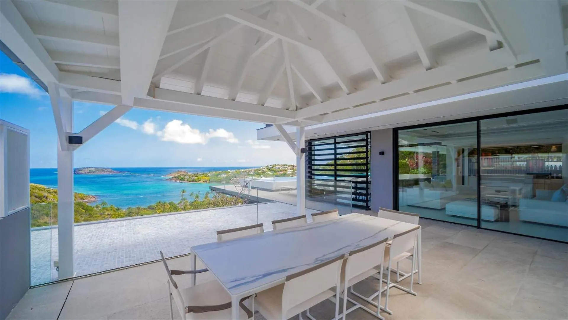Four-Bedroom Villa with Pool and Fitness Room Marigot سانت بارتيليمي